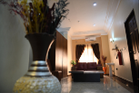 Carlton Apex hallway